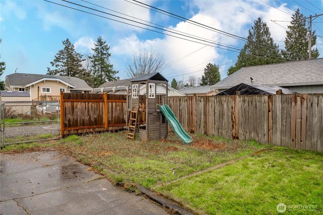 6621 S Pine Street, Tacoma, WA 98409