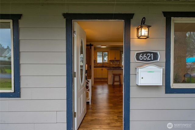 6621 S Pine Street, Tacoma, WA 98409