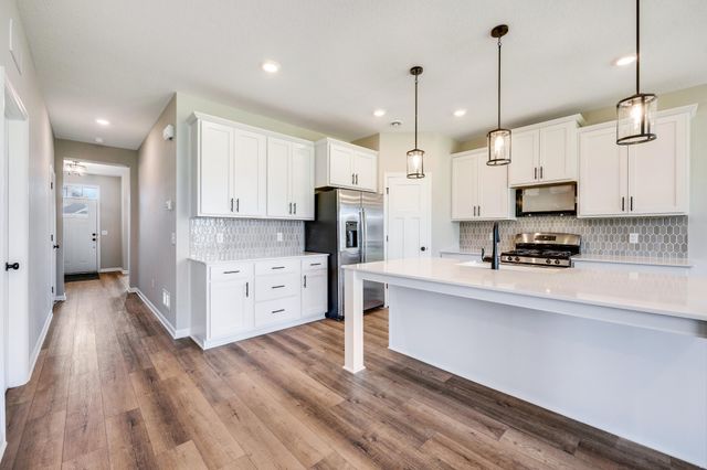 7111 Parquet Avenue NE, Otsego, MN 55330