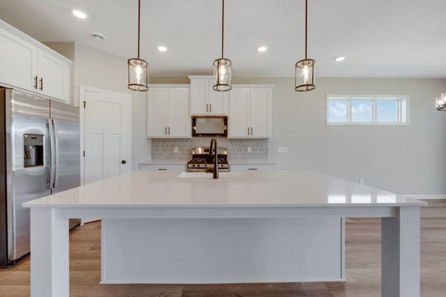 7111 Parquet Avenue NE, Otsego, MN 55330