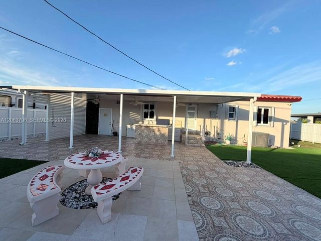 14560 Fillmore St, Miami, FL 33176