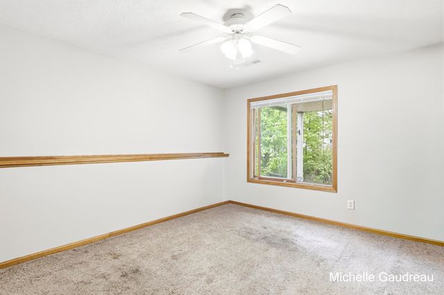 8997 Lenter Drive Se, Caledonia Twp, MI 49316