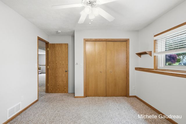 8997 Lenter Drive Se, Caledonia Twp, MI 49316