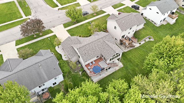 8997 Lenter Drive Se, Caledonia Twp, MI 49316