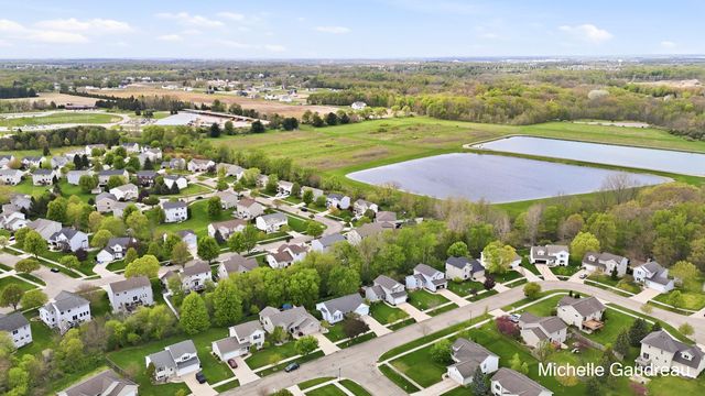 8997 Lenter Drive Se, Caledonia Twp, MI 49316