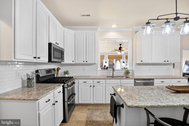 7 ALEXANDER WAY, Newtown, PA 18940