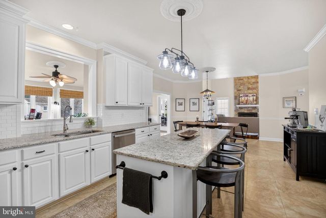 7 ALEXANDER WAY, Newtown, PA 18940