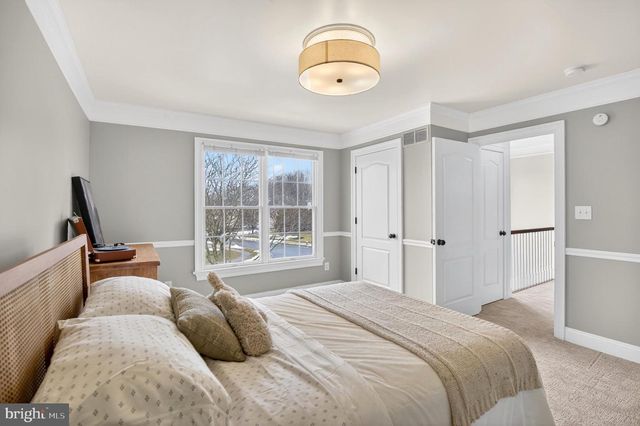 7 ALEXANDER WAY, Newtown, PA 18940