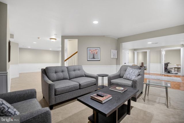 7 ALEXANDER WAY, Newtown, PA 18940