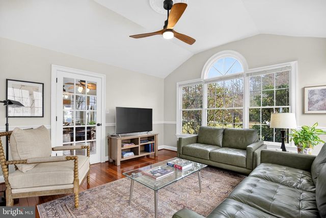 7 ALEXANDER WAY, Newtown, PA 18940