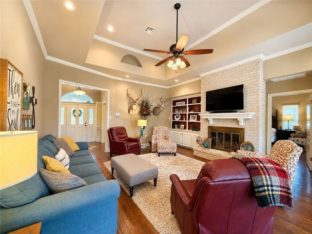 311 Gulfton Dr, Portland, TX 78374