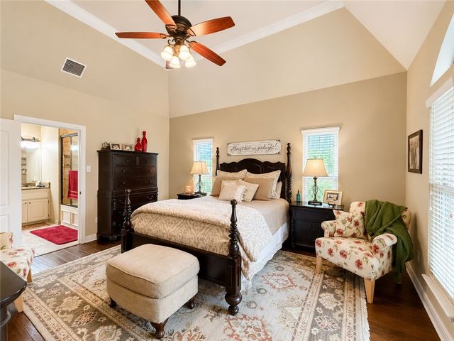 311 Gulfton Dr, Portland, TX 78374