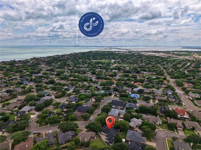 311 Gulfton Dr, Portland, TX 78374