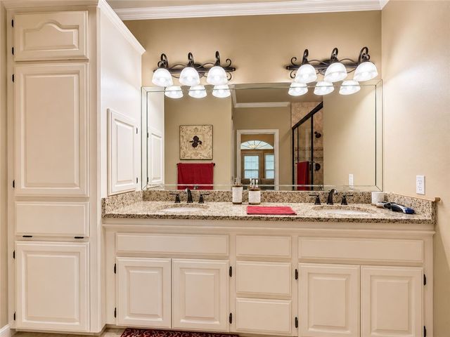 311 Gulfton Dr, Portland, TX 78374