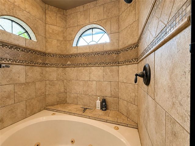311 Gulfton Dr, Portland, TX 78374