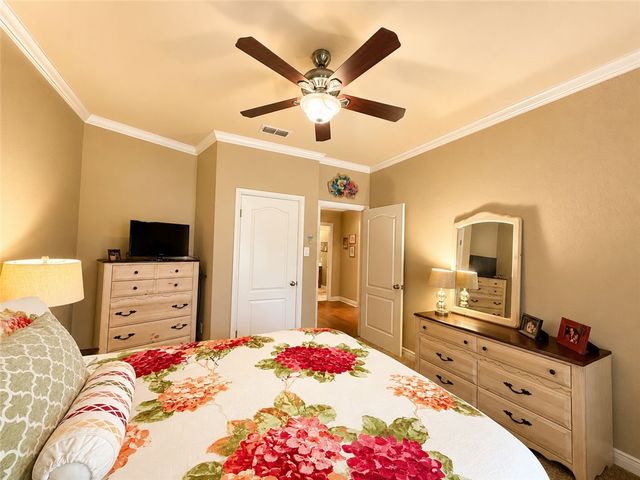 311 Gulfton Dr, Portland, TX 78374