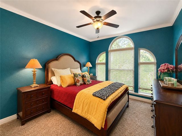 311 Gulfton Dr, Portland, TX 78374