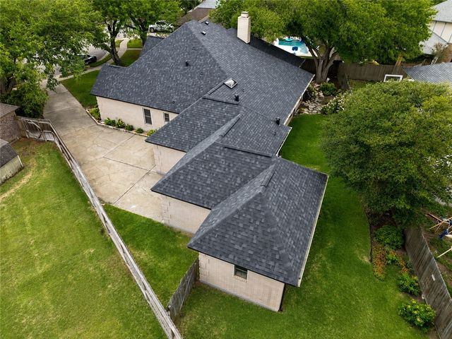 311 Gulfton Dr, Portland, TX 78374