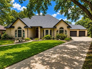 311 Gulfton Dr, Portland, TX 78374