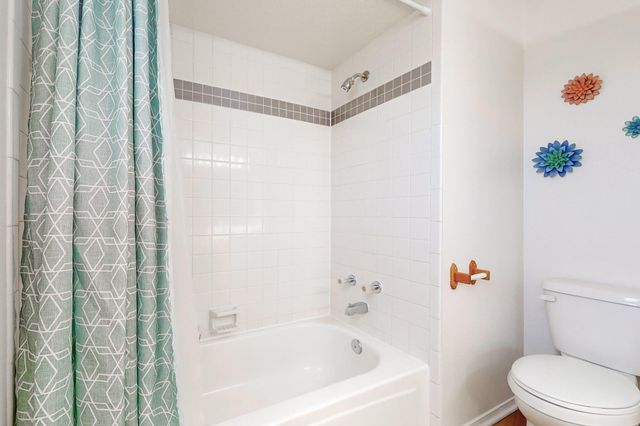 7312 Bobwhite Lane NE, Albuquerque, NM 87109