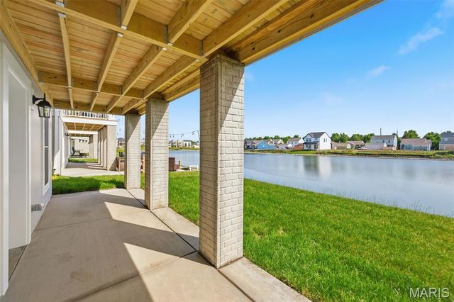 234 Marais Temps Clair Way, St Charles, MO 63301