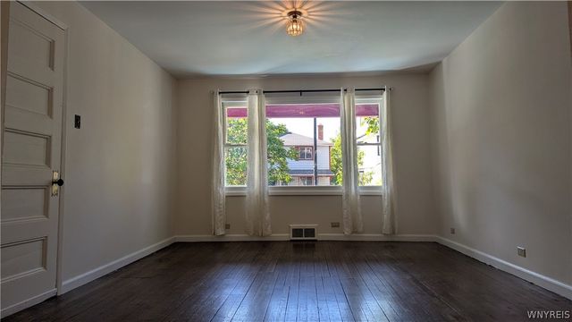 195 Hoyt Street, Buffalo, NY 14213