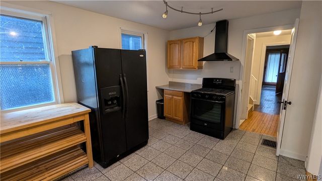 195 Hoyt Street, Buffalo, NY 14213