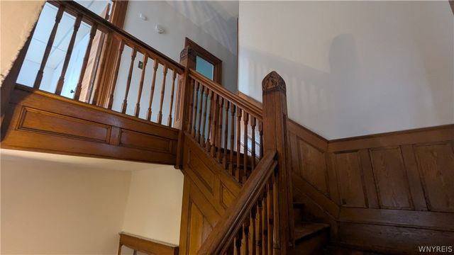 195 Hoyt Street, Buffalo, NY 14213