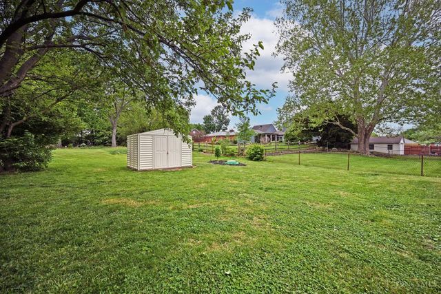 18 Crestmont Drive, Reading, OH 45215