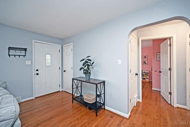 18 Crestmont Drive, Reading, OH 45215
