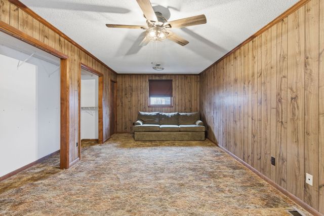 4137 Eastbrook Rd, Estill Springs, TN 37330