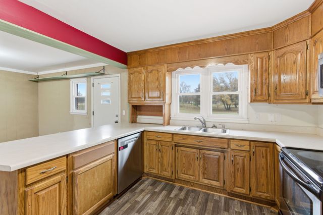 4137 Eastbrook Rd, Estill Springs, TN 37330