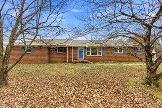 4137 Eastbrook Rd, Estill Springs, TN 37330