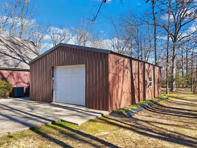 14 Summerland Court, Conway, AR 72032