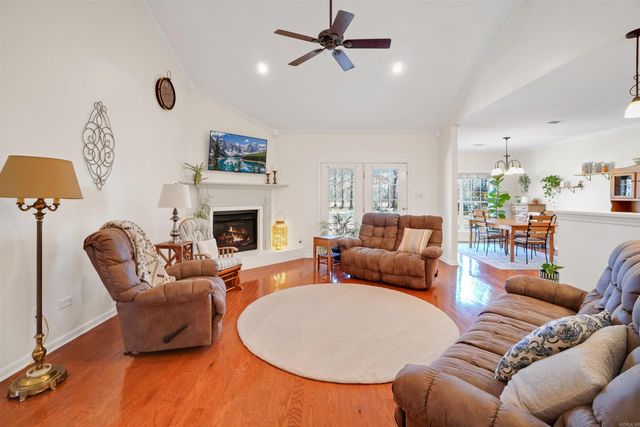 14 Summerland Court, Conway, AR 72032