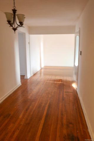 65-10 108th Street 6F, Forest Hills, NY 11375