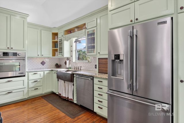 26563 Carondelette Drive, Orange Beach, AL 36561