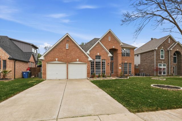 1904 N Port Court, Grapevine, TX 76051