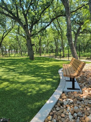 1904 N Port Court, Grapevine, TX 76051