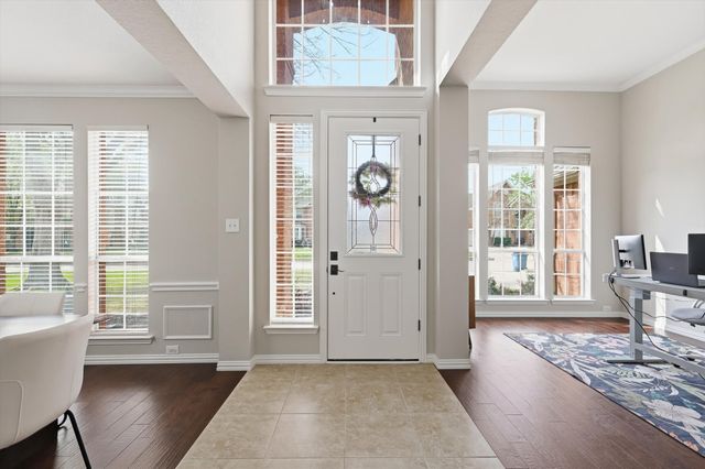 1904 N Port Court, Grapevine, TX 76051