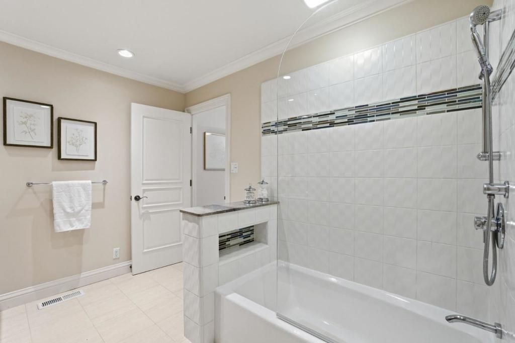 Image 38 of property listing at 10 Alderlee Way, San Carlos, CA 94070