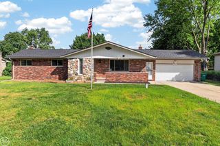 8650 Sandy Crest Drive, White Lake Twp, MI 48386
