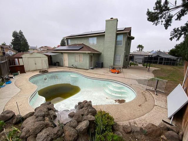 6236 Jaguar Ct, Riverbank, CA 95367