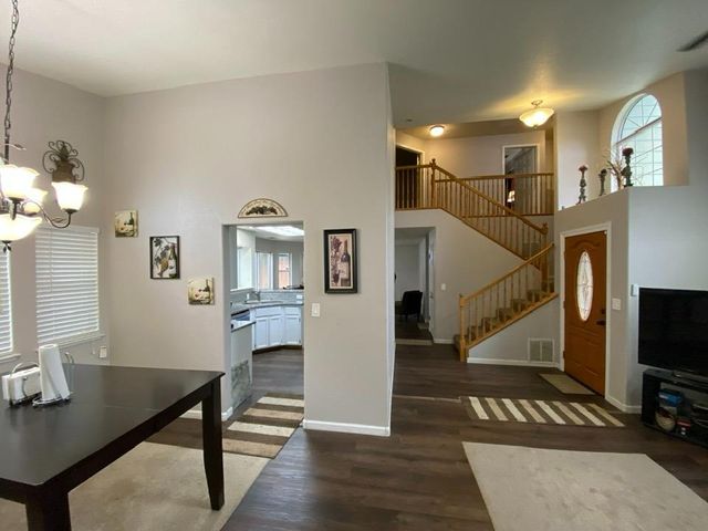 6236 Jaguar Ct, Riverbank, CA 95367