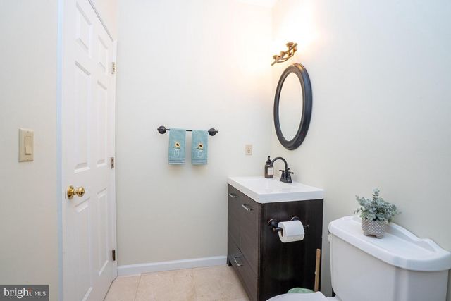 18 LOVELL DRIVE, Plainsboro, NJ 08536