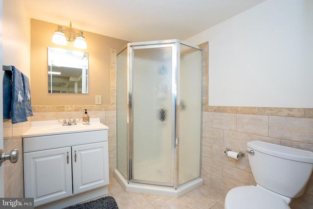 18 LOVELL DRIVE, Plainsboro, NJ 08536