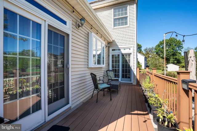 18 LOVELL DRIVE, Plainsboro, NJ 08536