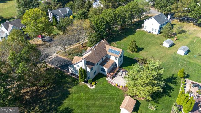 18 LOVELL DRIVE, Plainsboro, NJ 08536