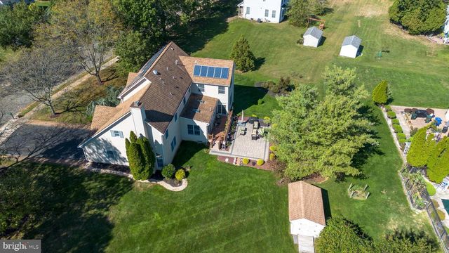 18 LOVELL DRIVE, Plainsboro, NJ 08536