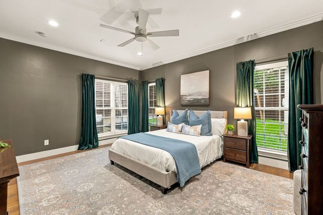 1018 Clermont Avenue, Dallas, TX 75223